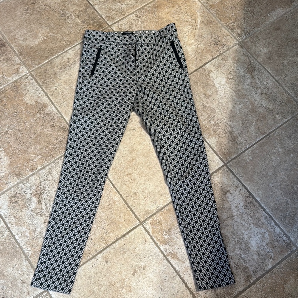Fashion Nova Black and White Patterned Skinny Pants
